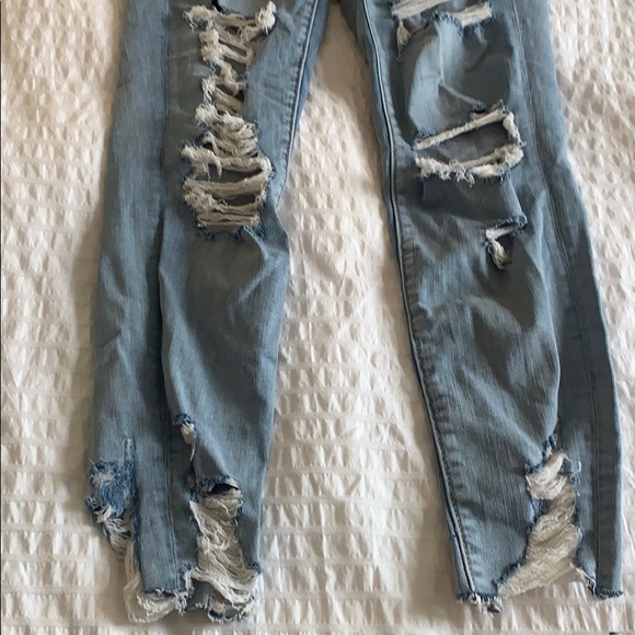 High-waisted ripped skinny jeans - Picture 2 of 3